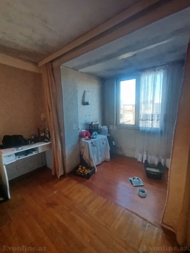 Satılır 2 otaqlı Mənzil Köhnə tikili 55 m² Neftçilər m. - şəkil 3