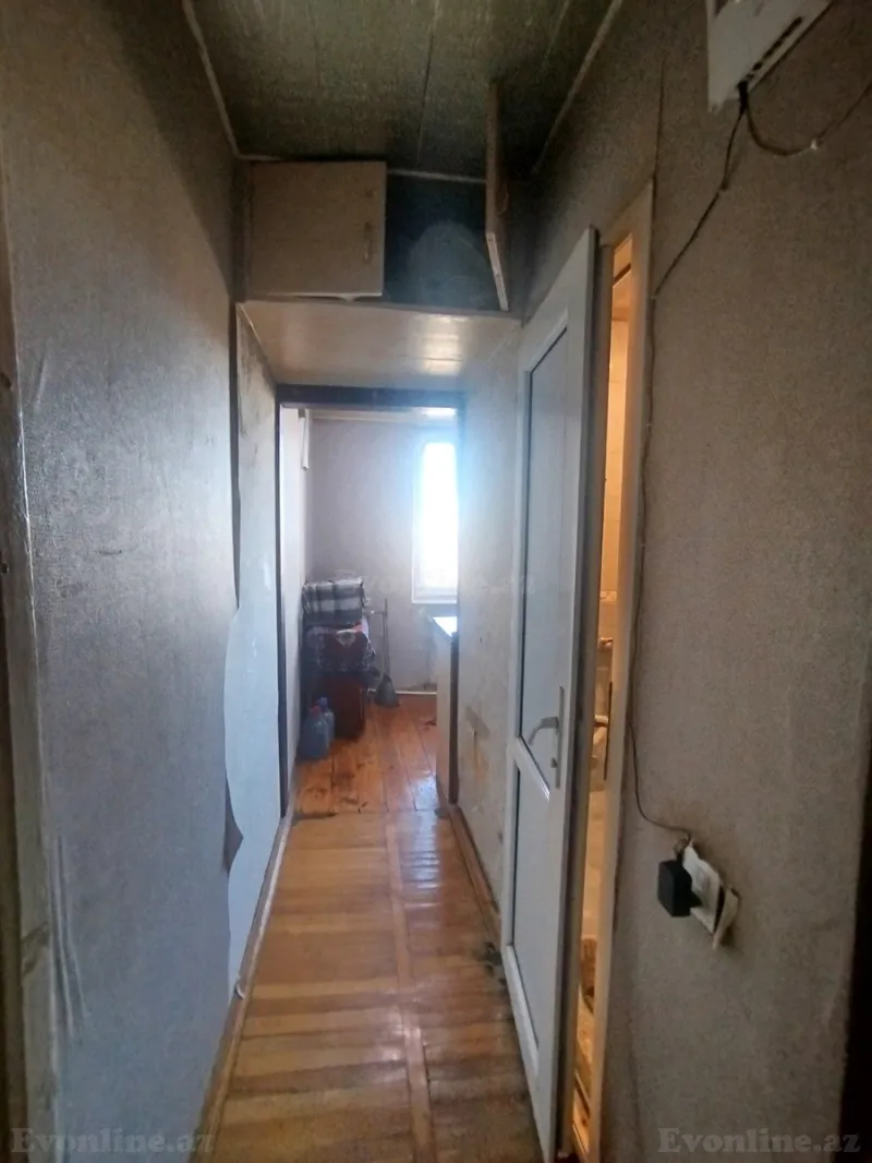 Satılır 2 otaqlı Mənzil Köhnə tikili 55 m² Neftçilər m. - şəkil 5