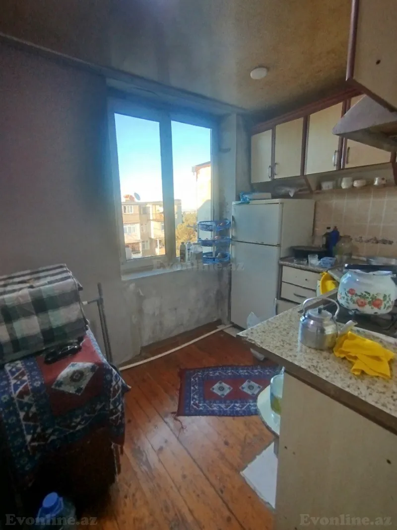 Satılır 2 otaqlı Mənzil Köhnə tikili 55 m² Neftçilər m. - şəkil 6