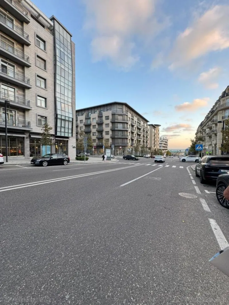Satılır 10 otaqlı Mənzil Yeni tikili 750 m² Xətai r. - şəkil 5