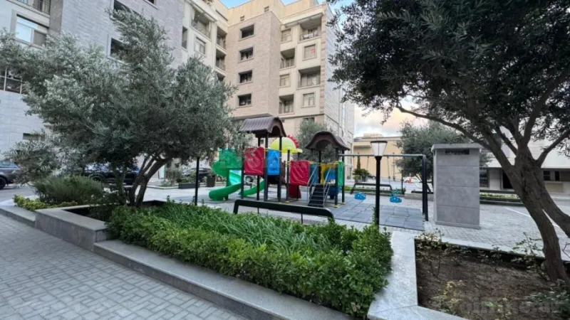 Satılır 10 otaqlı Mənzil Yeni tikili 750 m² Xətai r. - şəkil 23