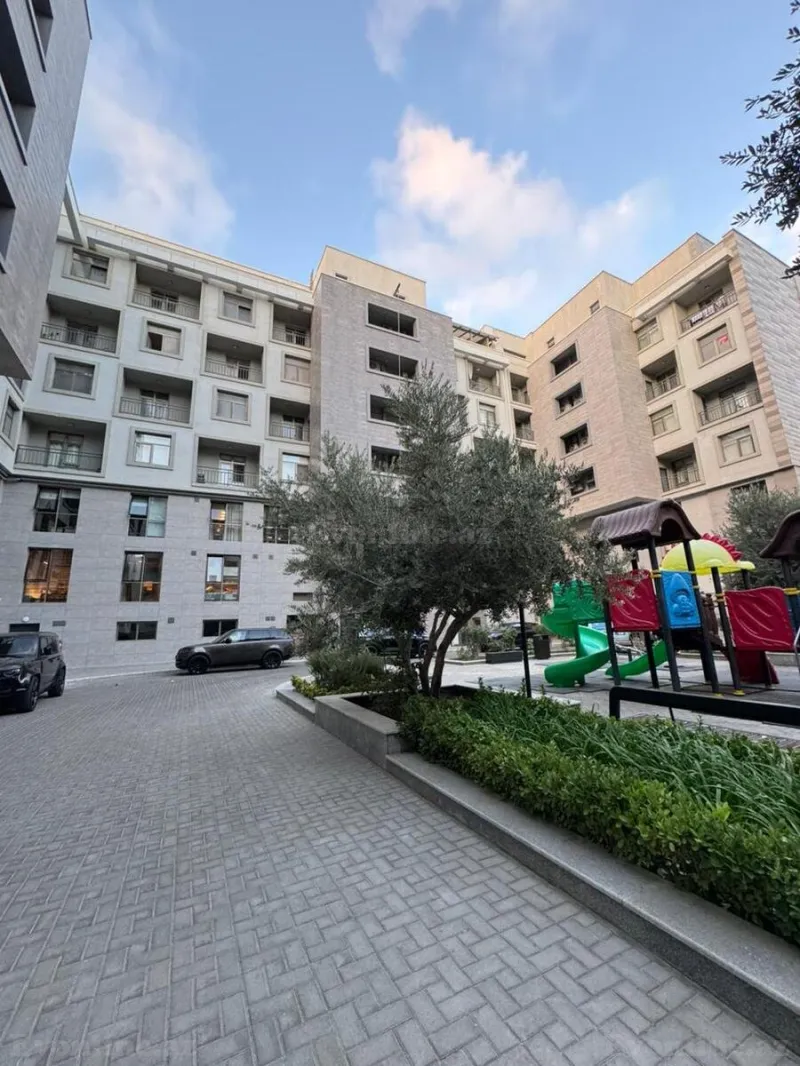 Satılır 10 otaqlı Mənzil Yeni tikili 750 m² Xətai r. - şəkil 24