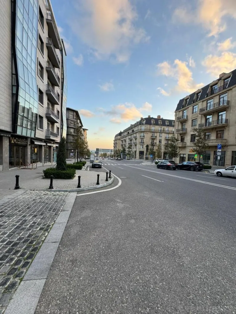 Satılır 10 otaqlı Mənzil Yeni tikili 750 m² Xətai r. - şəkil 26