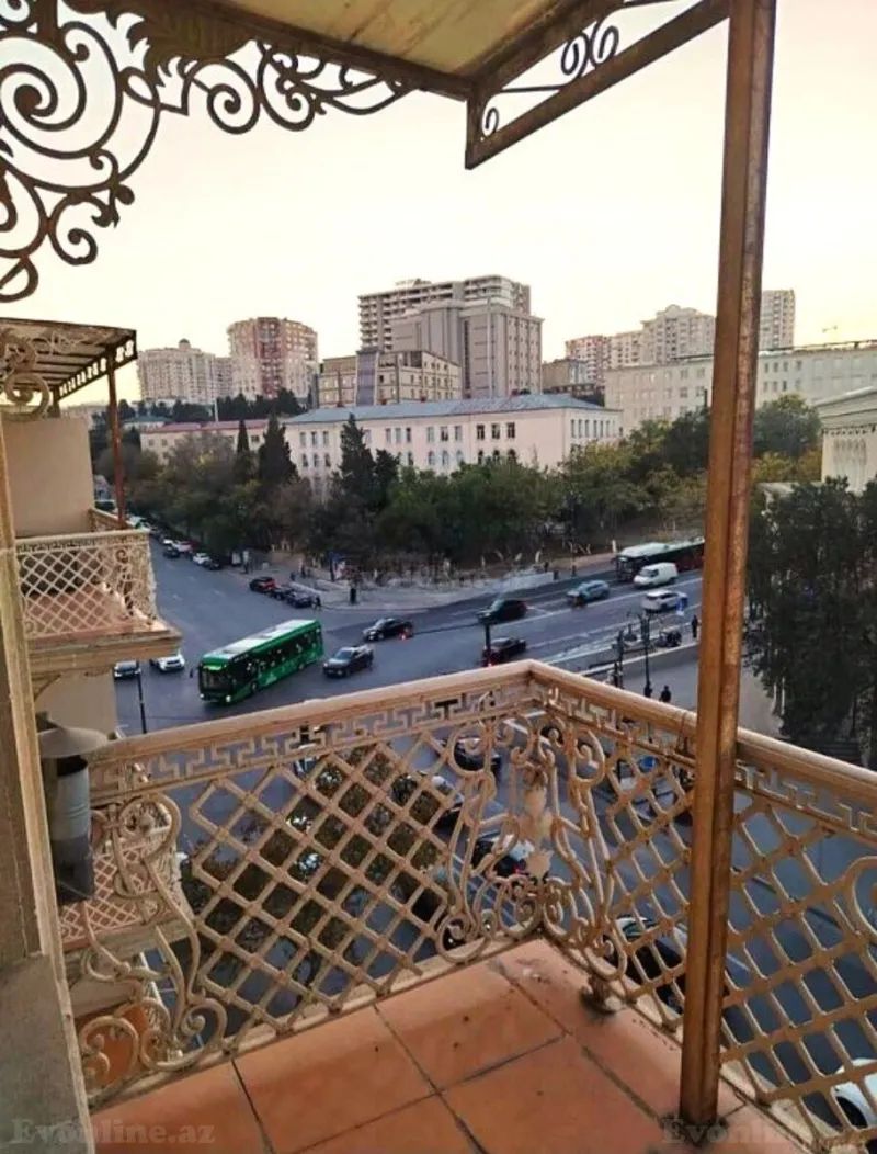 Satılır 3 otaqlı Mənzil Köhnə tikili 70 m² Nizami m. - şəkil 5