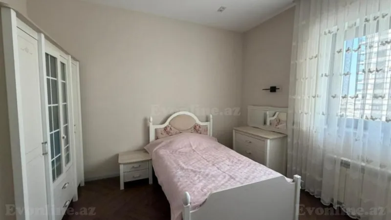 Kirayə verilir 4 otaqlı Mənzil Yeni tikili 160 m² Xətai r. - şəkil 5