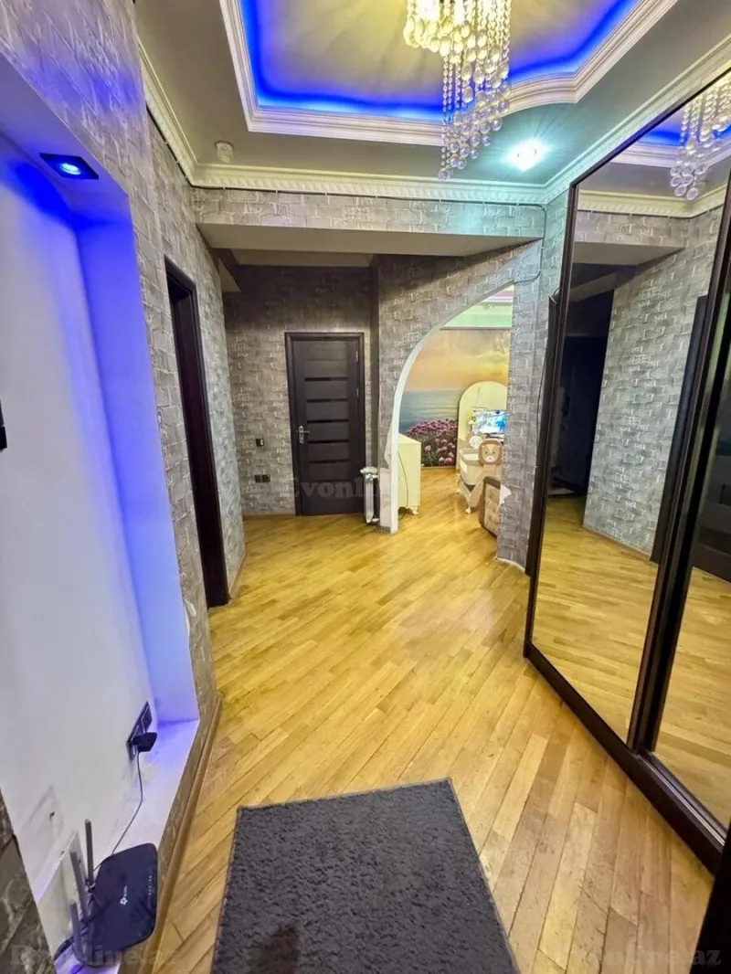 Satılır 4 otaqlı Mənzil Yeni tikili 135.7 m² Əhmədli m. - şəkil 5