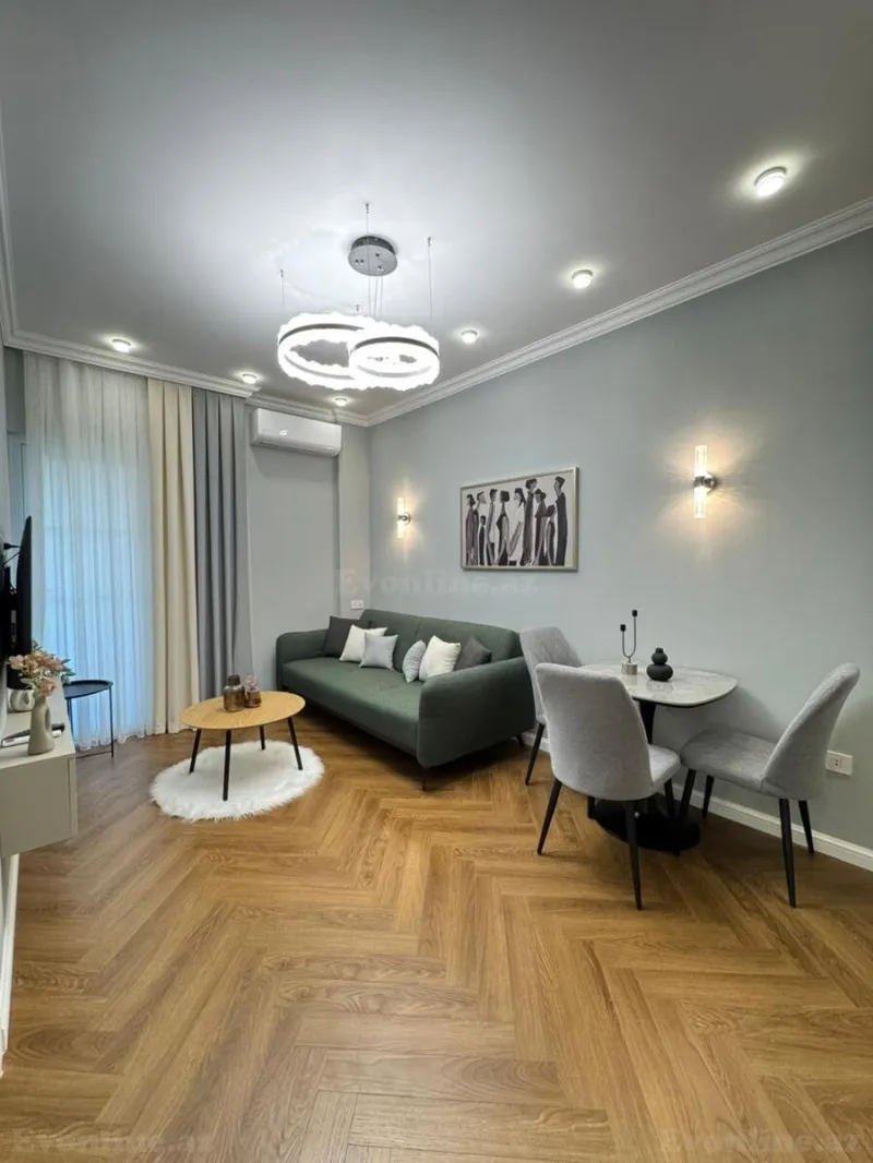 Satılır 2 otaqlı Mənzil Köhnə tikili 45 m² Nəsimi r. - şəkil 2