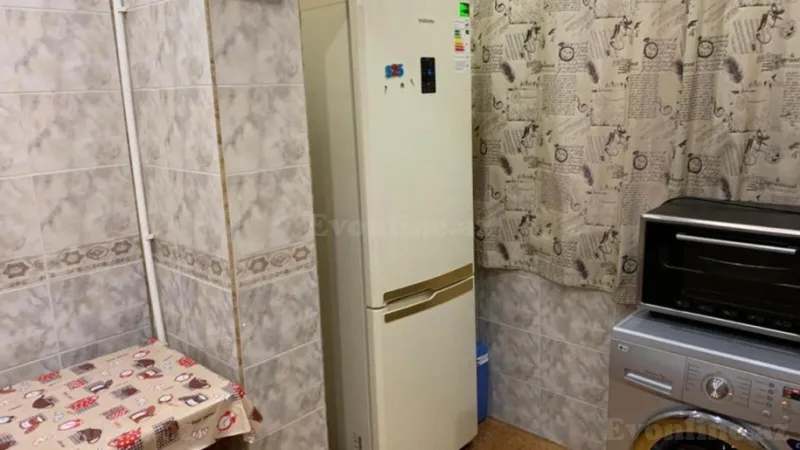 Satılır 3 otaqlı Mənzil Köhnə tikili 90 m² Həzi Aslanov - şəkil 7