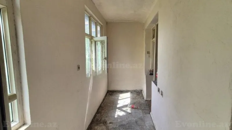 Satılır 2 otaqlı Mənzil Köhnə tikili 55 m² 8-ci mikrorayon - şəkil 3