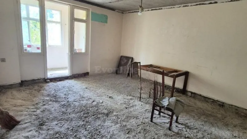 Satılır 2 otaqlı Mənzil Köhnə tikili 55 m² 8-ci mikrorayon - şəkil 6