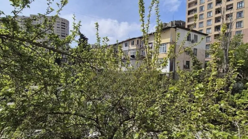 Satılır 2 otaqlı Mənzil Köhnə tikili 55 m² 8-ci mikrorayon - şəkil 7