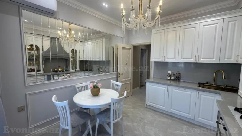Satılır 3 otaqlı Mənzil Yeni tikili 136 m² Nərimanov r. - şəkil 4
