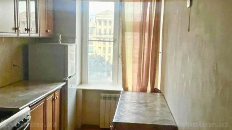 Kirayə verilir 2 otaqlı Mənzil Köhnə tikili 70 m² İçərişəhər m. - şəkil 3