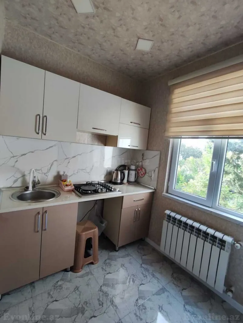 Satılır 2 otaqlı Mənzil Köhnə tikili 55 m² 4-cü mikrorayon - şəkil 4