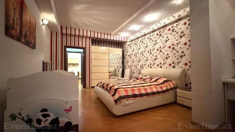 Satılır 4 otaqlı Mənzil Yeni tikili 130 m² Bayıl - şəkil 5