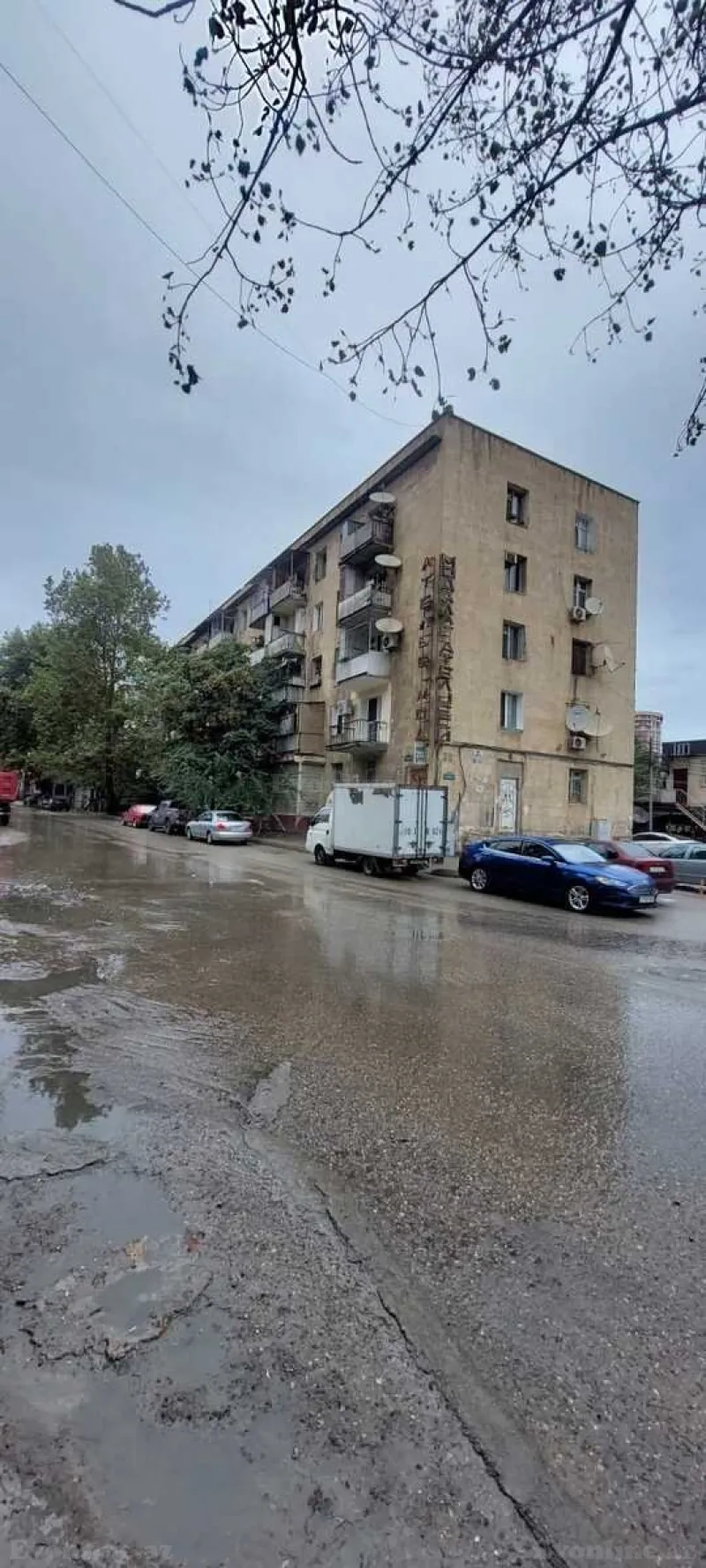 3 otaqlı Mənzil 67 m² Nizami m. Satılır