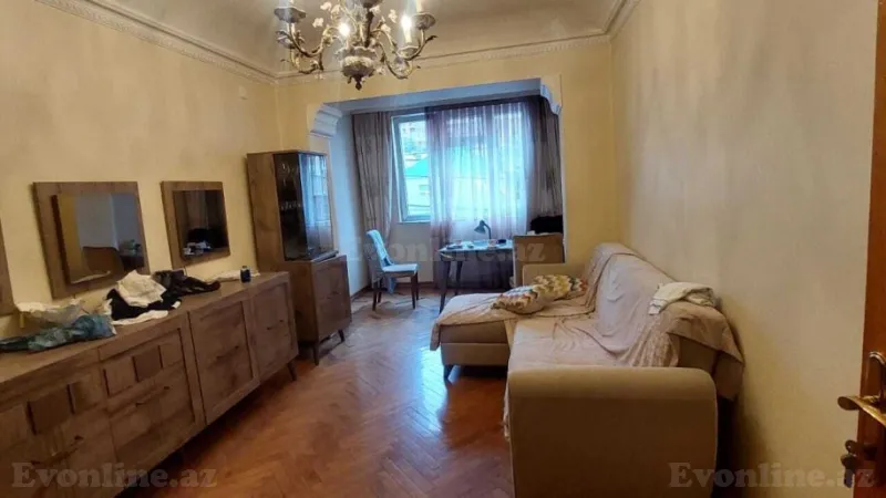 Satılır 3 otaqlı Mənzil Köhnə tikili 67 m² Nizami m. - şəkil 3