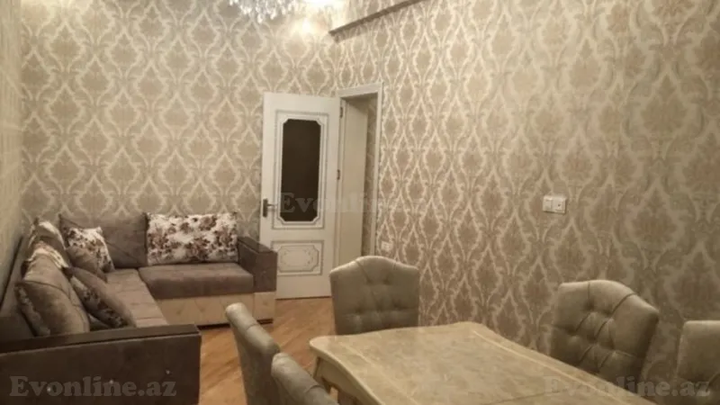 2 otaqlı Mənzil 82 m² 3-cü mikrorayon Satılır