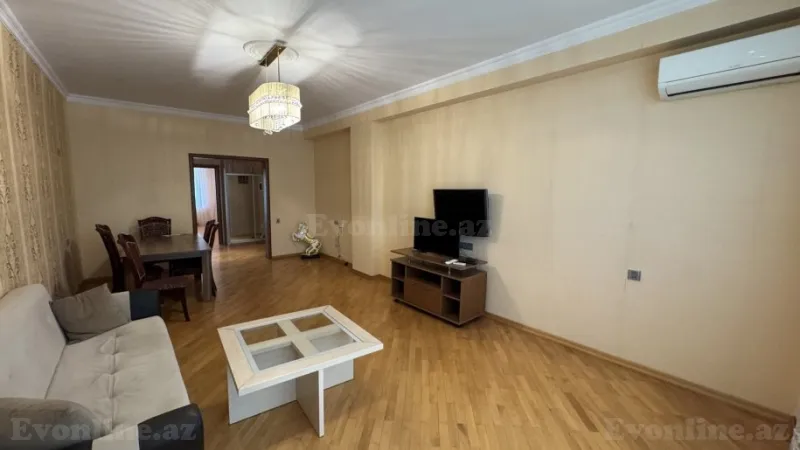 3 otaqlı Mənzil 125 m² Badamdar Kirayə verilir