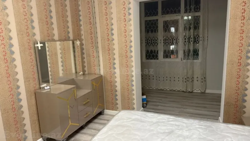 Satılır 2 otaqlı Mənzil Köhnə tikili 65 m² Yasamal - şəkil 2