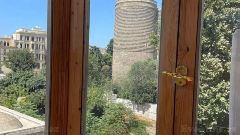 Kirayə verilir 2 otaqlı Mənzil Köhnə tikili 50 m² İçərişəhər m. - şəkil 3