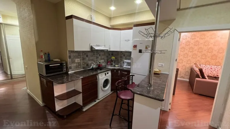 Kirayə verilir 2 otaqlı Mənzil Yeni tikili 80 m² 8 Noyabr m. - şəkil 4