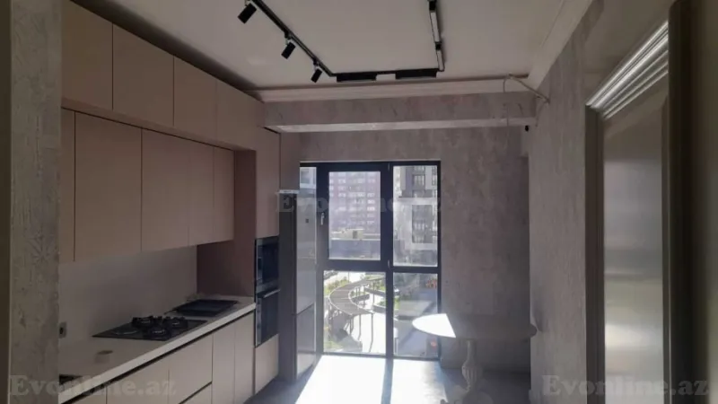 Kirayə verilir 3 otaqlı Mənzil Yeni tikili 130 m² Xətai m. - şəkil 6