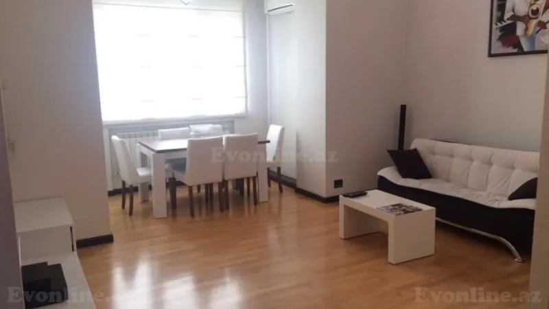 Kirayə verilir 3 otaqlı Mənzil Köhnə tikili 100 m² Sahil m. - şəkil 3