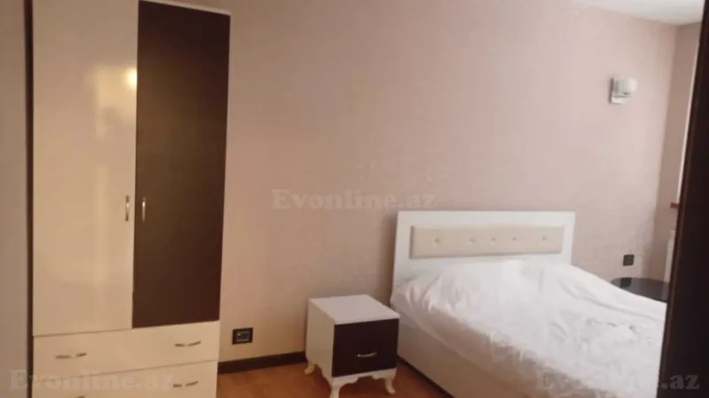 Kirayə verilir 3 otaqlı Mənzil Köhnə tikili 100 m² Sahil m. - şəkil 17