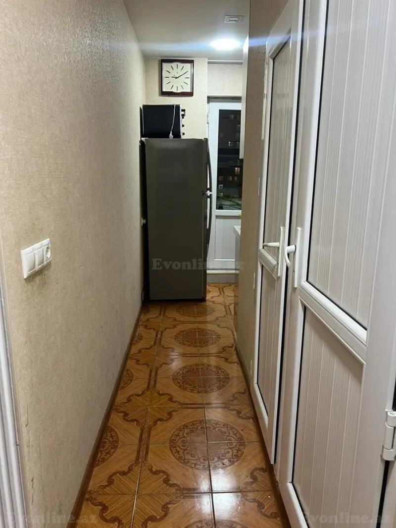 Satılır 2 otaqlı Mənzil Köhnə tikili 65 m² Gənclik m. - şəkil 6