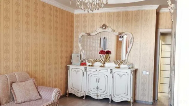 Satılır 2 otaqlı Mənzil Yeni tikili 74 m² Yasamal - şəkil 2