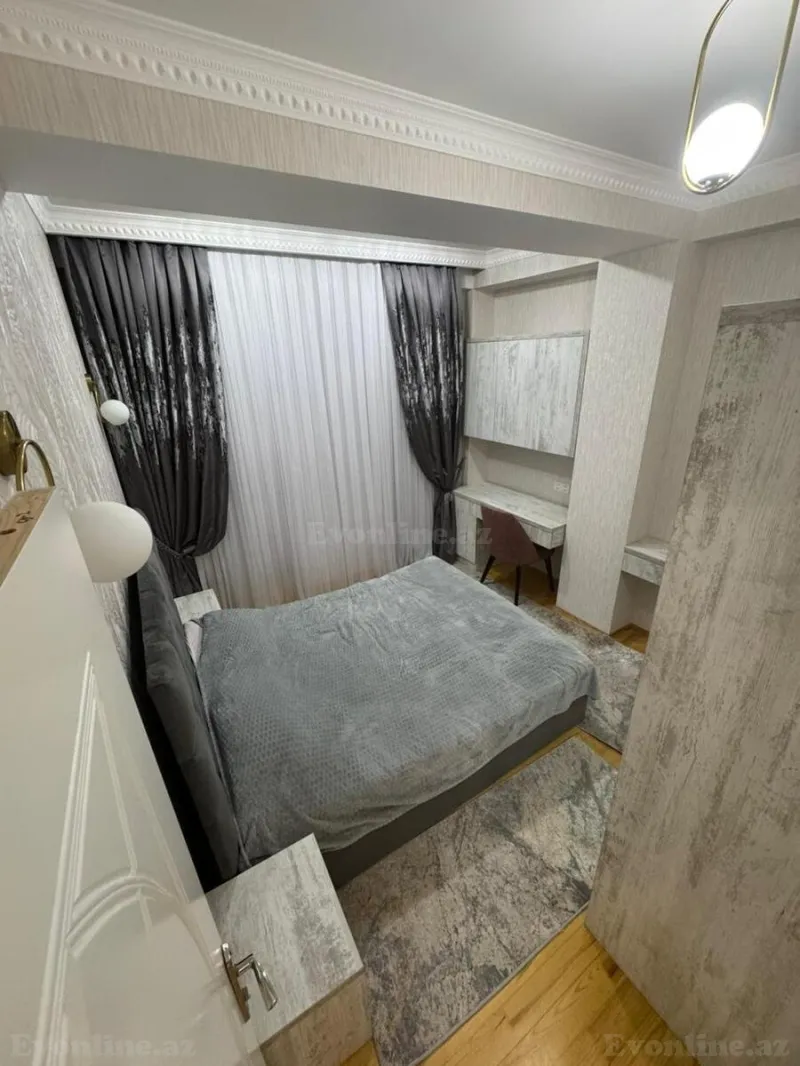 Satılır 4 otaqlı Mənzil Yeni tikili 135 m² 8-ci mikrorayon - şəkil 3