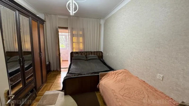 Satılır 2 otaqlı Mənzil Köhnə tikili 65 m² Gənclik m. - şəkil 10