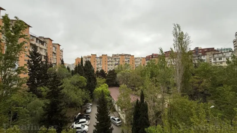 Satılır 2 otaqlı Mənzil Köhnə tikili 65 m² Gənclik m. - şəkil 12