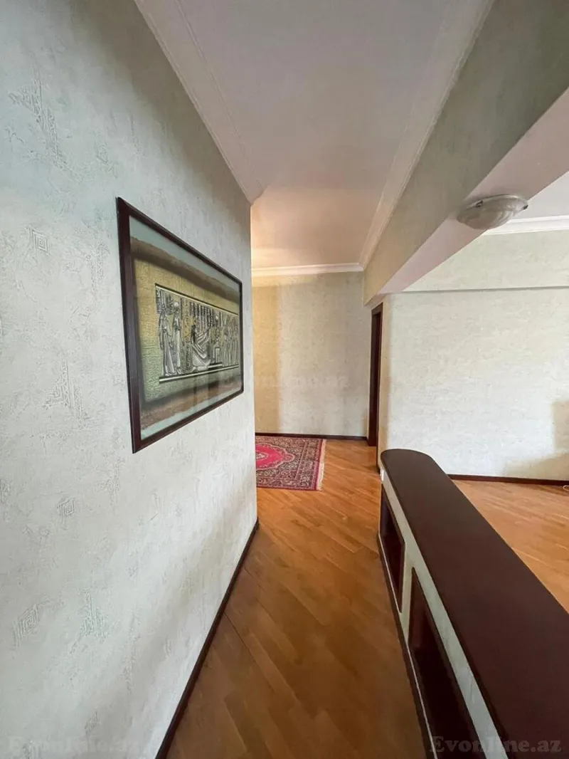 Kirayə verilir 3 otaqlı Mənzil Yeni tikili 130 m² Nəsimi r. - şəkil 6