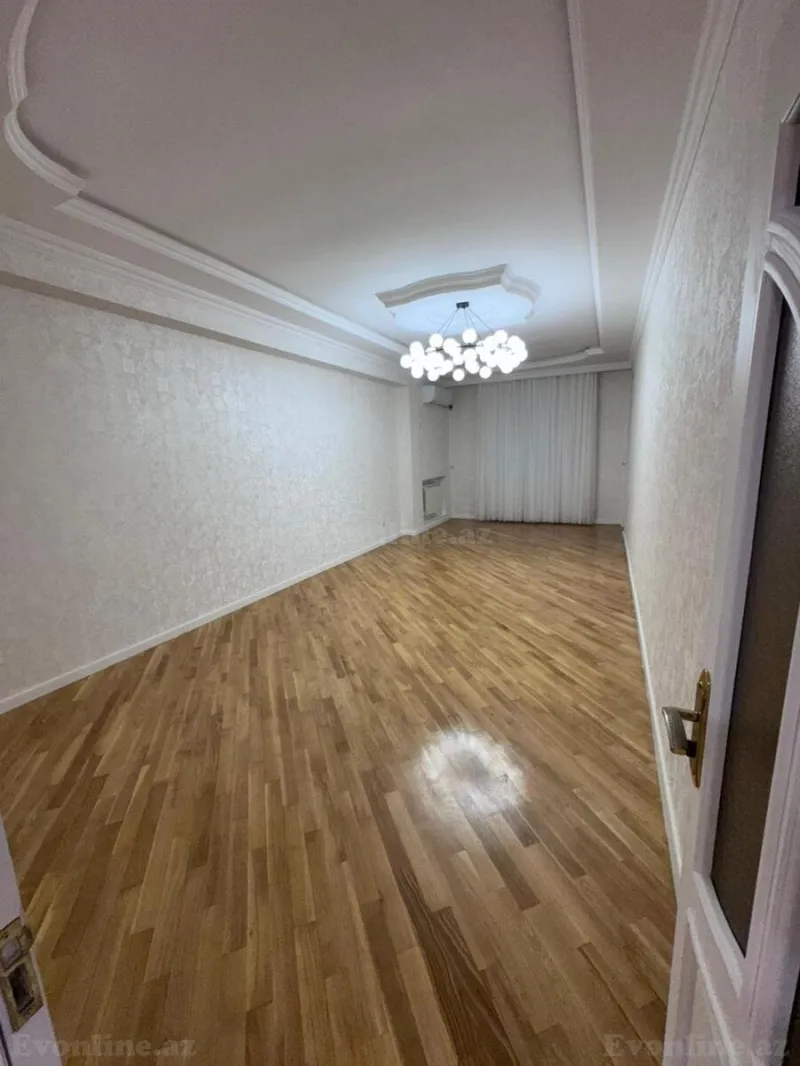 Satılır 4 otaqlı Mənzil Yeni tikili 160 m² İnşaatçılar m. - şəkil 5