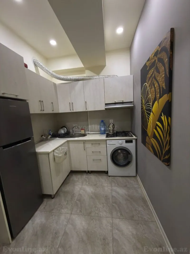 Kirayə verilir 3 otaqlı Mənzil Yeni tikili 80 m² İnşaatçılar m. - şəkil 8