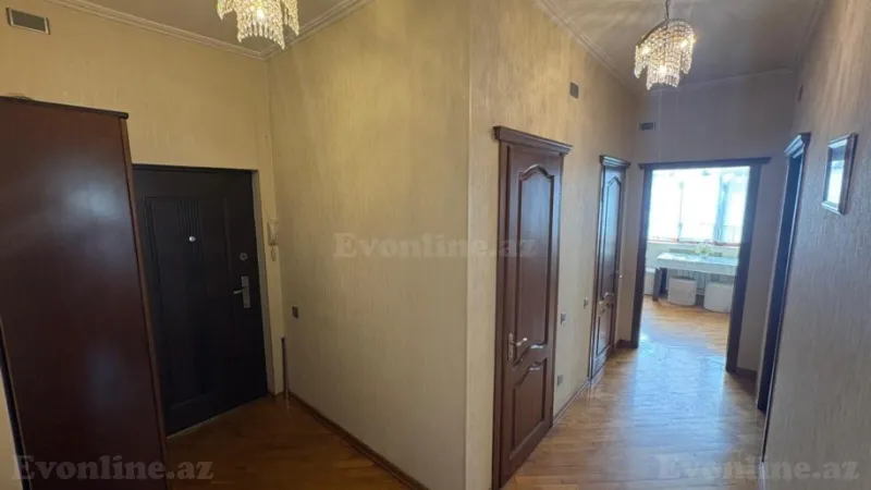 Satılır 2 otaqlı Mənzil Yeni tikili 65 m² Neftçilər m. - şəkil 8