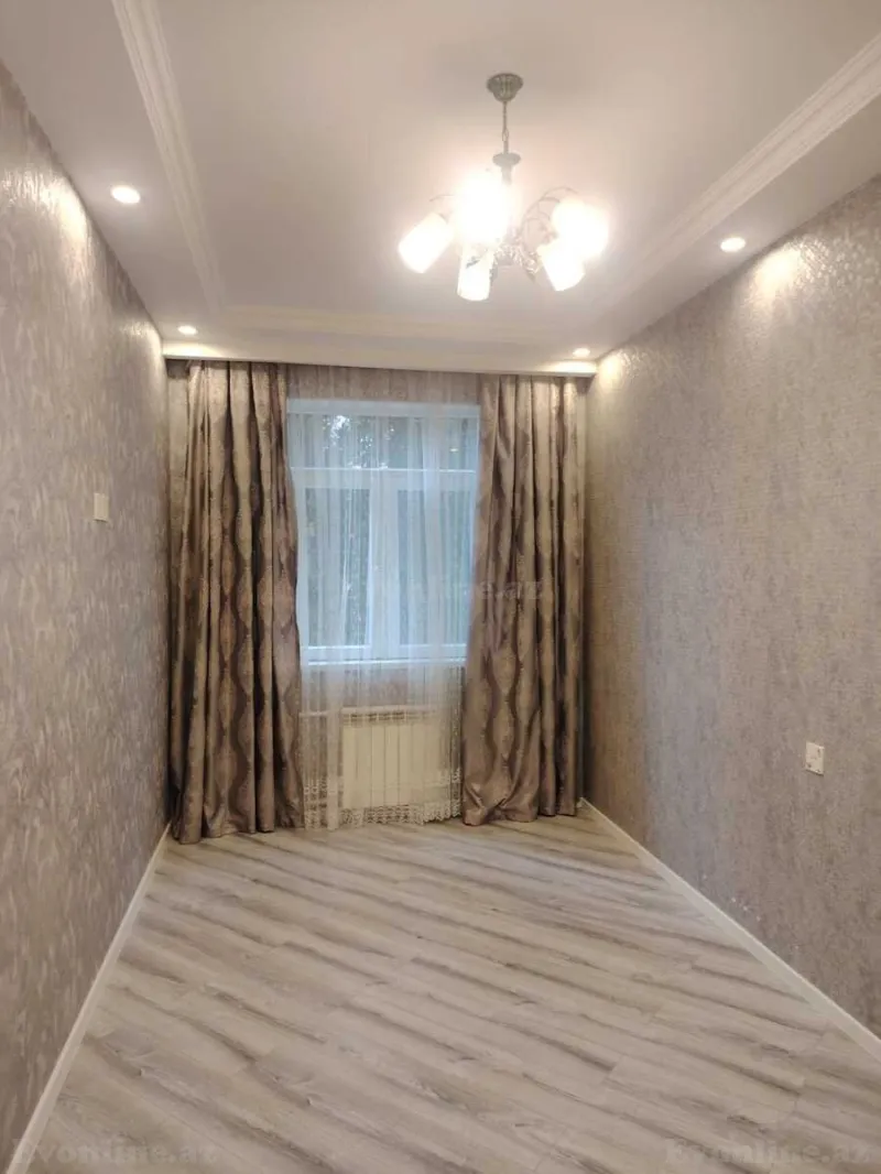 Satılır 2 otaqlı Mənzil Köhnə tikili 55 m² 5-ci mikrorayon - şəkil 2