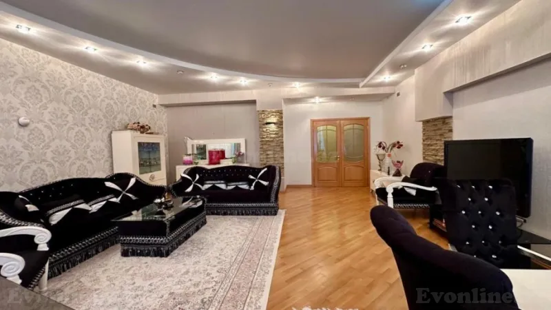 Satılır 4 otaqlı Mənzil Yeni tikili 240 m² Nəriman Nərimanov m. - şəkil 2