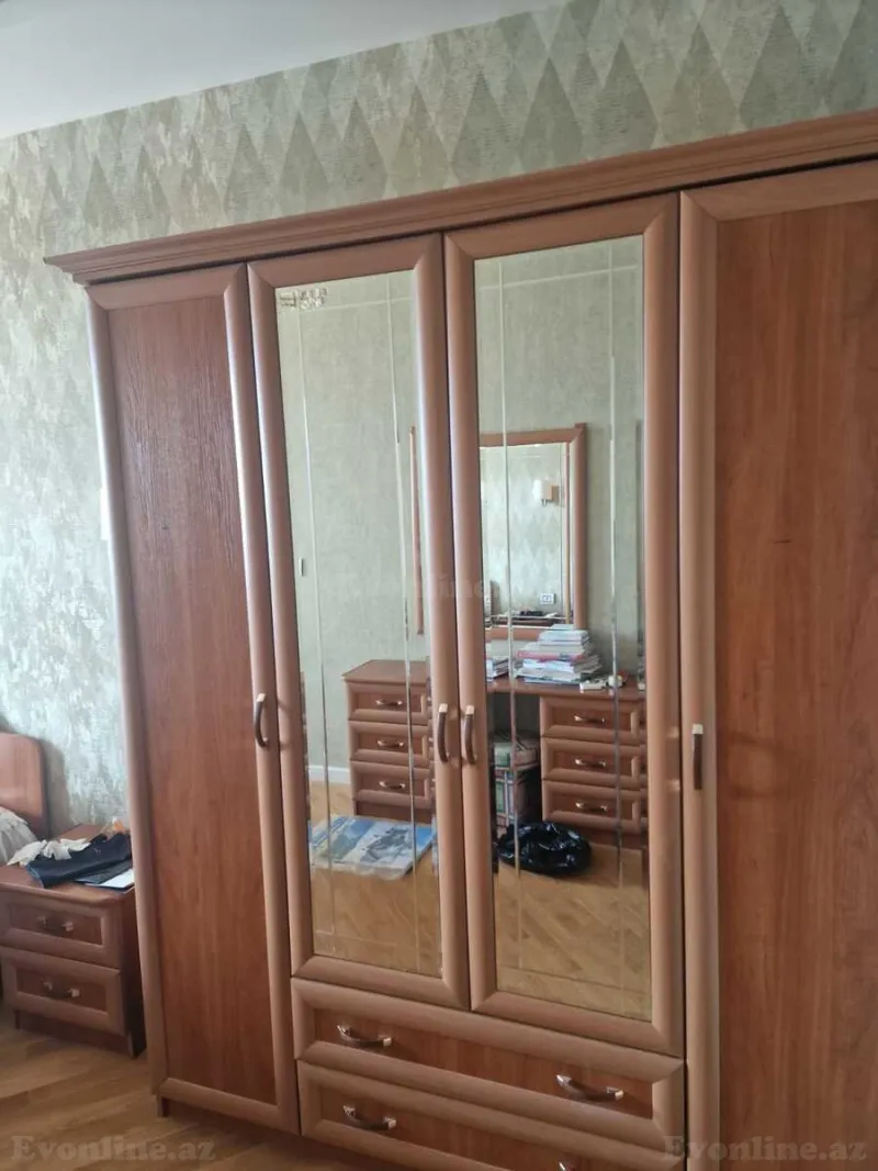 Kirayə verilir 3 otaqlı Mənzil Yeni tikili 135 m² İnşaatçılar m. - şəkil 17
