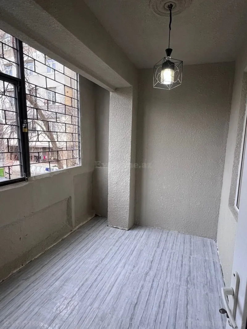 Satılır 4 otaqlı Mənzil Köhnə tikili 110 m² Xalqlar Dostluğu m. - şəkil 17