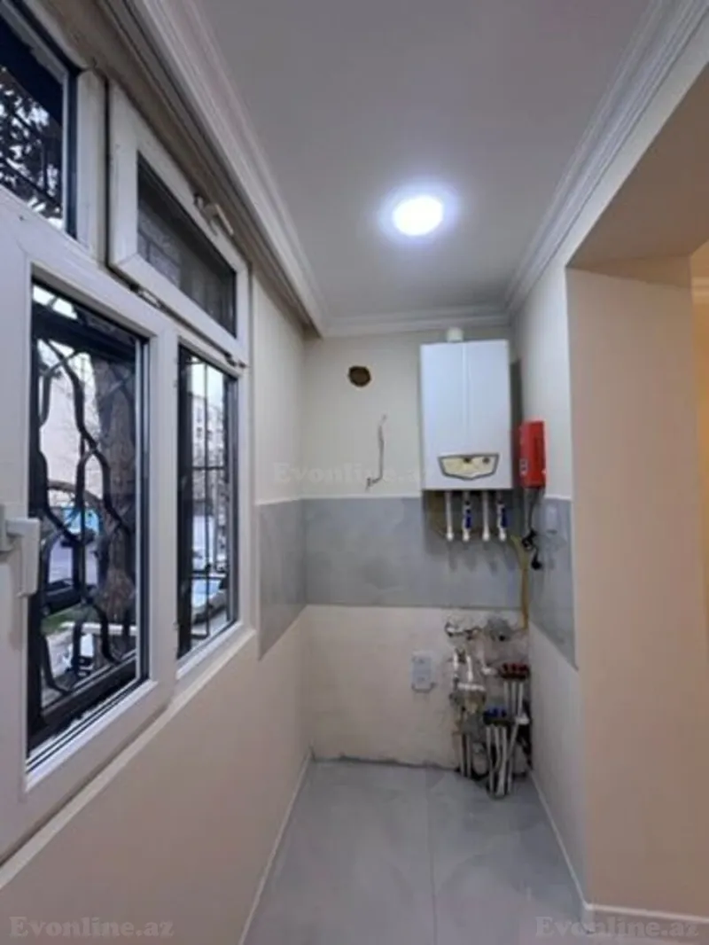 Satılır 4 otaqlı Mənzil Köhnə tikili 110 m² Xalqlar Dostluğu m. - şəkil 18