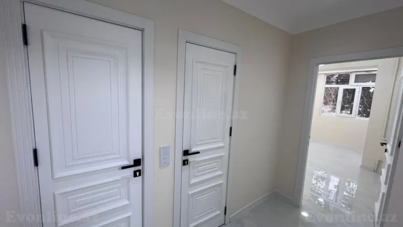 Satılır 4 otaqlı Mənzil Köhnə tikili 110 m² Xalqlar Dostluğu m. - şəkil 22