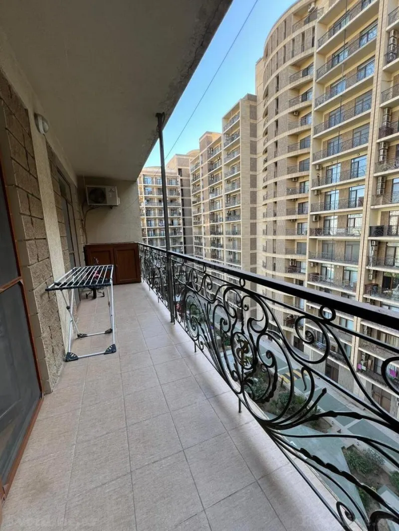 Kirayə verilir 3 otaqlı Mənzil Yeni tikili 180 m² Gənclik m. - şəkil 14