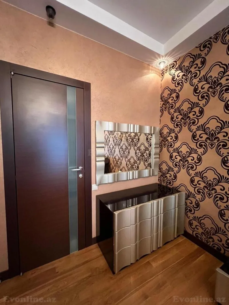 Kirayə verilir 3 otaqlı Mənzil Yeni tikili 180 m² Gənclik m. - şəkil 18