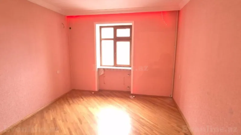 Satılır 3 otaqlı Mənzil Köhnə tikili 82 m² Elmlər Akademiyası m. - şəkil 4