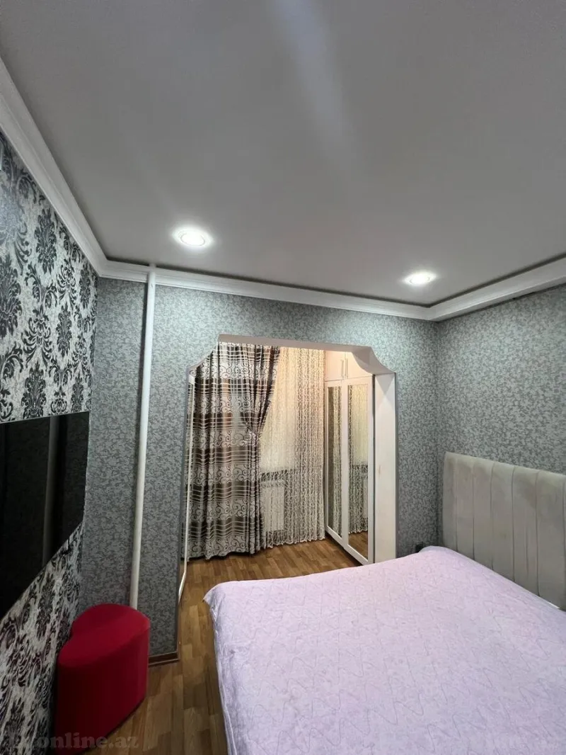 Satılır 2 otaqlı Mənzil Köhnə tikili 50 m² 7-ci mikrorayon - şəkil 3