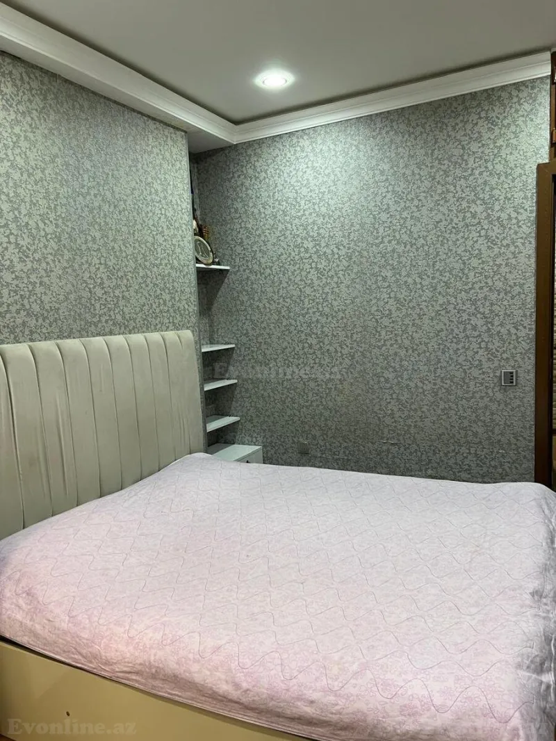 Satılır 2 otaqlı Mənzil Köhnə tikili 50 m² 7-ci mikrorayon - şəkil 5