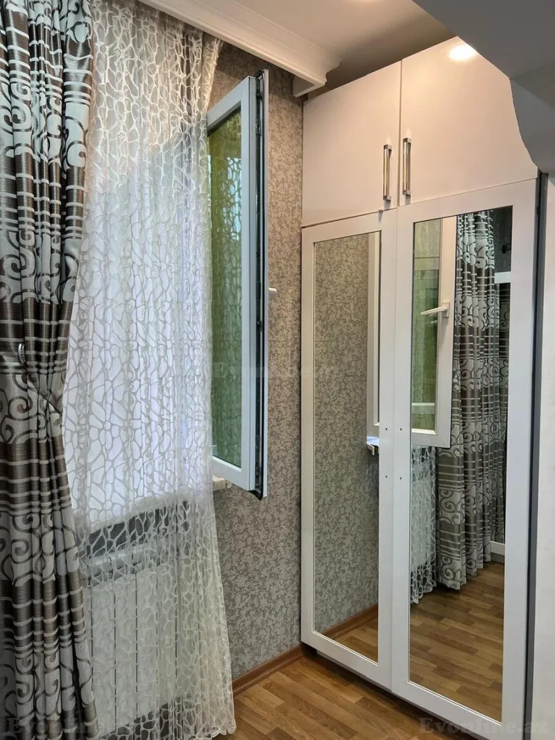 Satılır 2 otaqlı Mənzil Köhnə tikili 50 m² 7-ci mikrorayon - şəkil 12